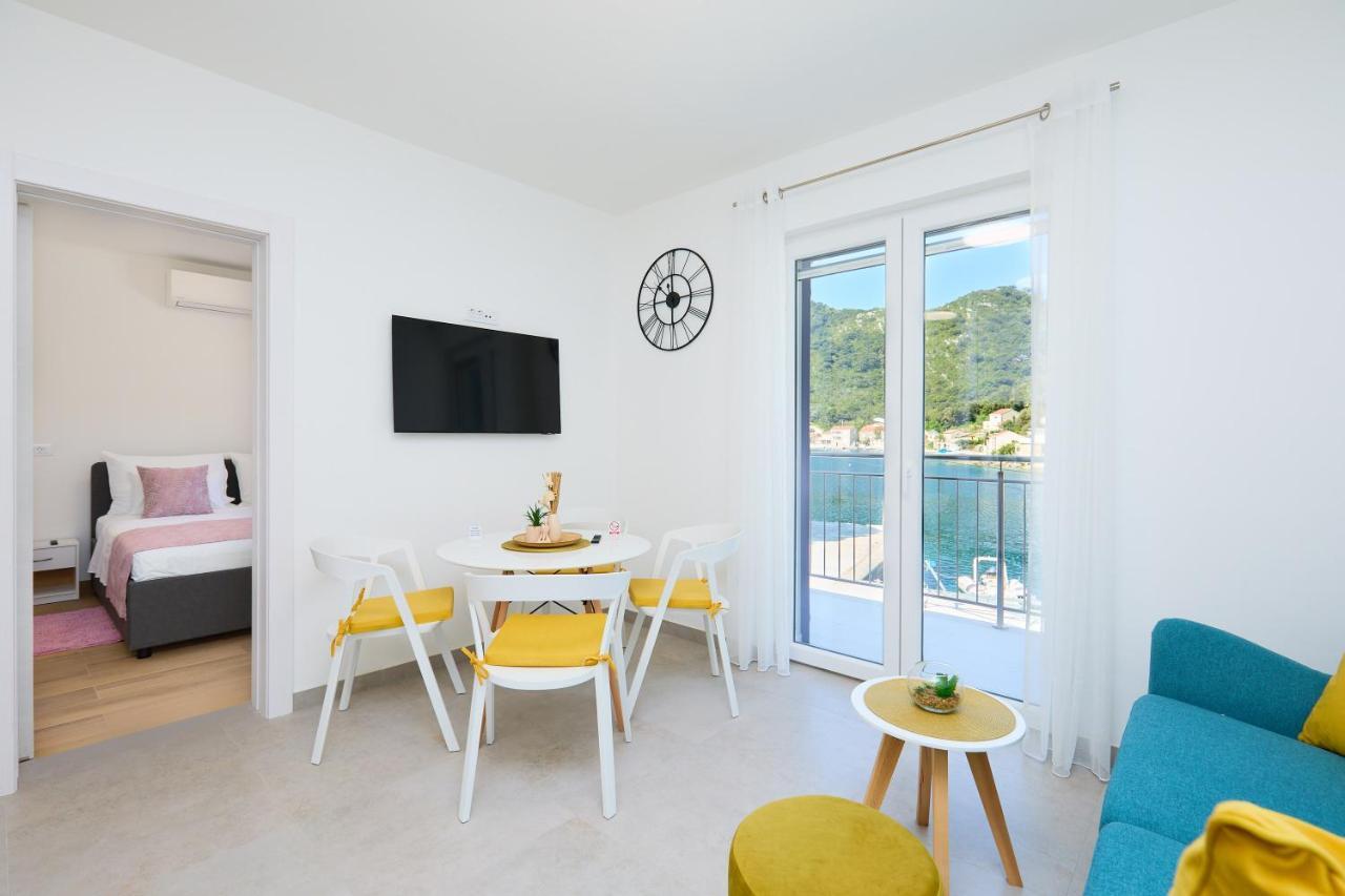 Green Lantern Apartments Okuklje Экстерьер фото