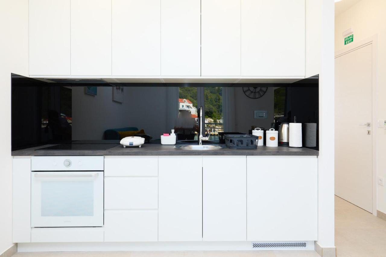 Green Lantern Apartments Okuklje Экстерьер фото