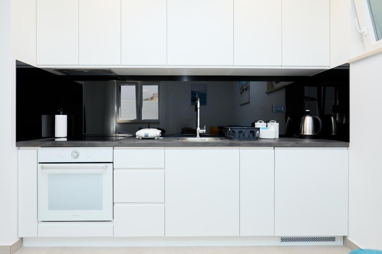 Green Lantern Apartments Okuklje Экстерьер фото