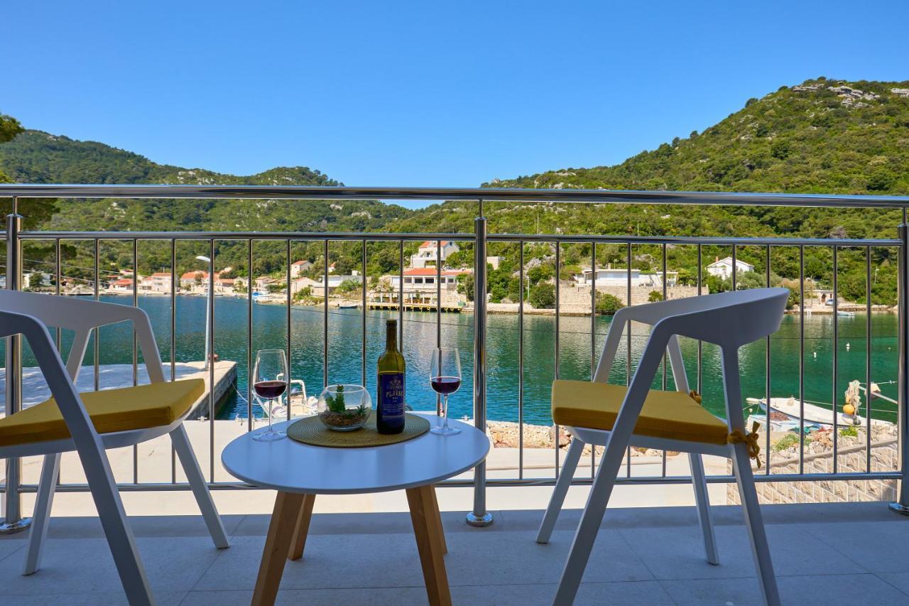 Green Lantern Apartments Okuklje Экстерьер фото